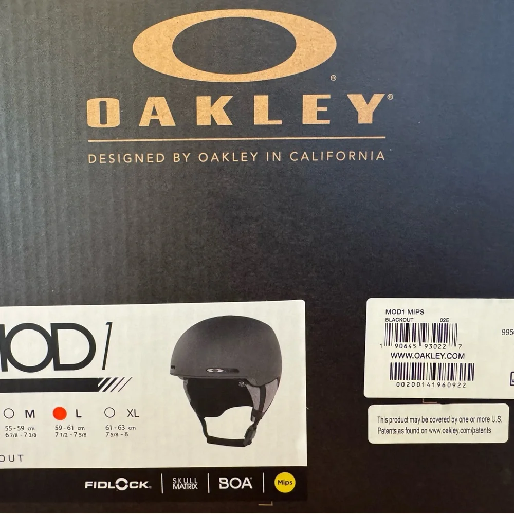 Oakley Black MOD1 Helmet BNWT MIPS - Picture 4 of 4